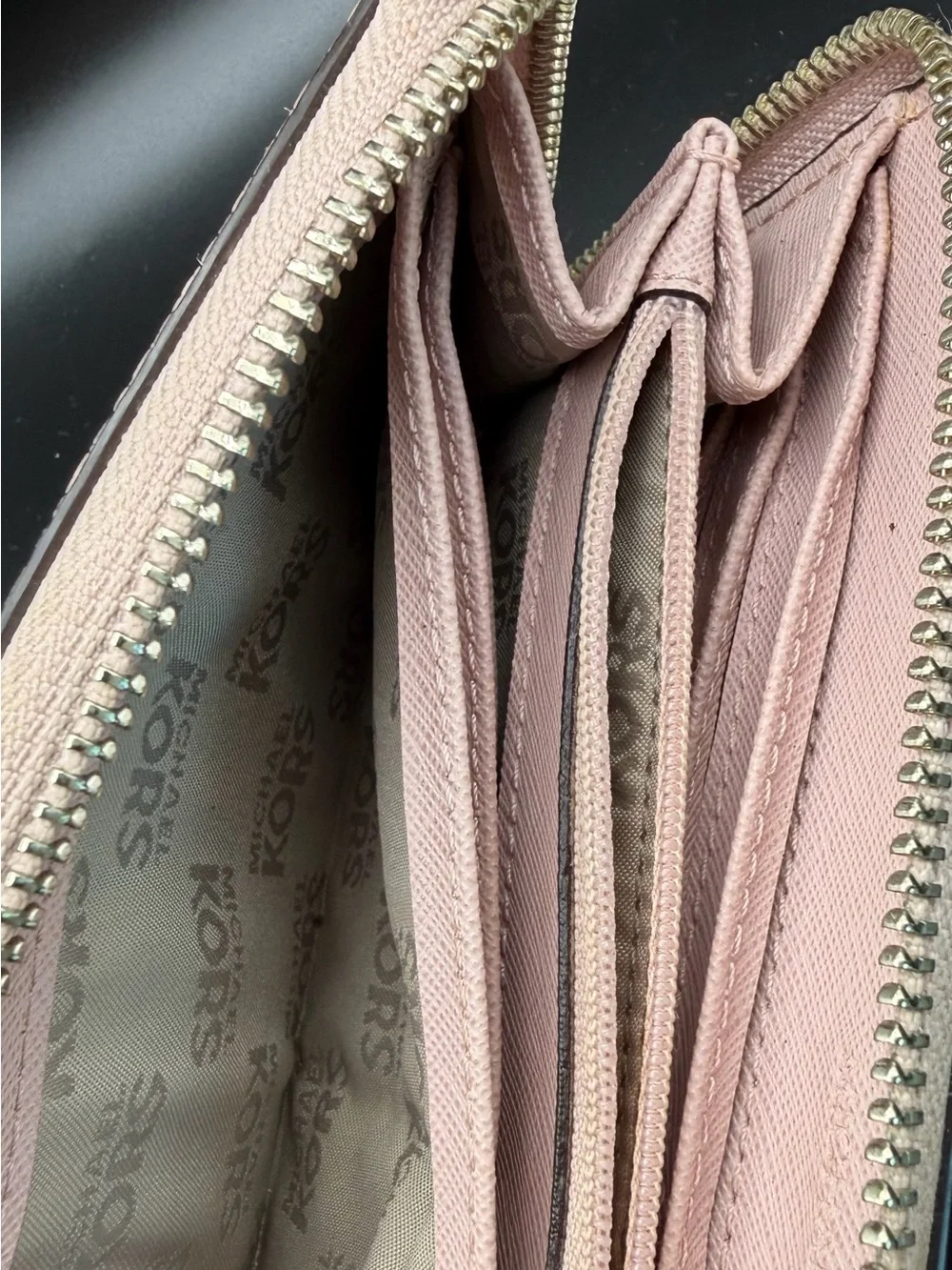 Michael Kors Silver Logo on Blush Pink Pebbled Leather Wallet